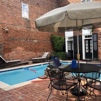 Mardi Gras Manor - Pool view - Apartments Near Me - New Orleans, Louisiana