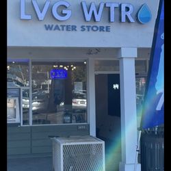 Lvg Wtr - Front entrance
