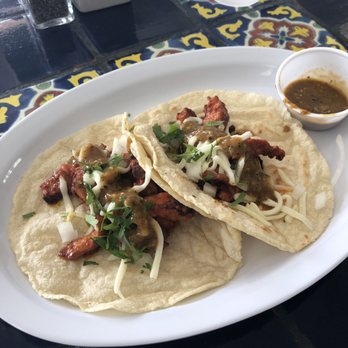 Don Pepe - Tacos al pastor con queso y cilantro y cebolla - Mexican Near Me - Houston, Texas Don Pepe - Tacos al pastor con queso y cilantro y cebolla - Mexican Near Me - Houston, Texas