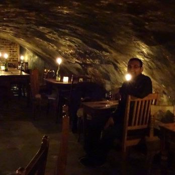 Gordon's Wine Bar - Wine Bars Near Me - London, XGL