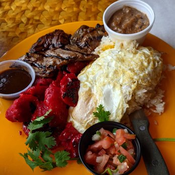 Uncle Mike's Place - Marinated skirt steak and tocino - Breakfast & Brunch Near Me - Chicago, Illinois