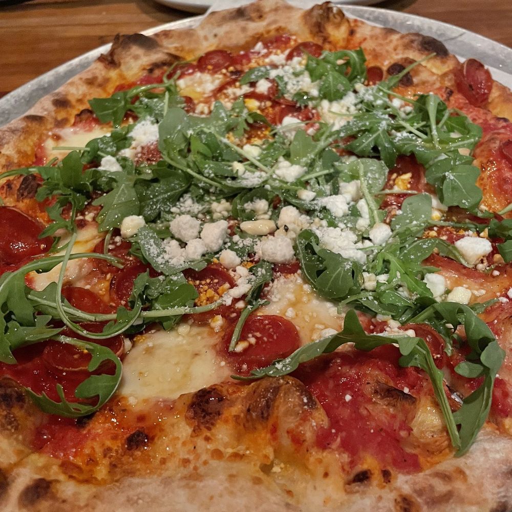 Camps Kitchen & Bar - 14" Bee Me Up Scotty - Gastropubs Near Me - Marietta, Georgia Camps Kitchen & Bar - 14" Bee Me Up Scotty - Gastropubs Near Me - Marietta, Georgia