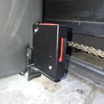 Gates Express - Safety eye device sensor - Garage Door Services Near Me - Los Angeles, California Gates Express - Safety eye device sensor - Garage Door Services Near Me - Los Angeles, California