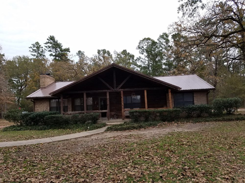 Slide of Lucas Roofing