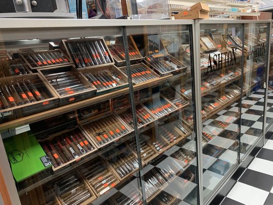 Cigarette & Tobacco Product Wholesaling In Connecticut