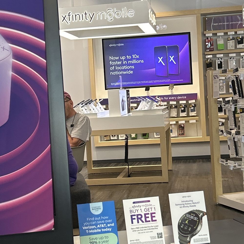 Xfinity Store by Comcast - Inside store! - Internet Service Providers Near Me - Delray Beach, Florida Xfinity Store by Comcast - Inside store! - Internet Service Providers Near Me - Delray Beach, Florida