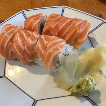 Sushi Kiyosuzu - Alaska Roll - Japanese Near Me - Arcadia, California Sushi Kiyosuzu - Alaska Roll - Japanese Near Me - Arcadia, California