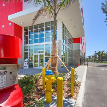 US Storage Centers - Self Storage Near Me - North Miami Beach, Florida US Storage Centers - Self Storage Near Me - North Miami Beach, Florida