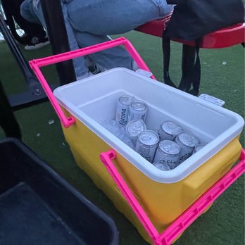 Utopian Tailgate - Chicago Style Briefcase - Lounges Near Me - Chicago, Illinois