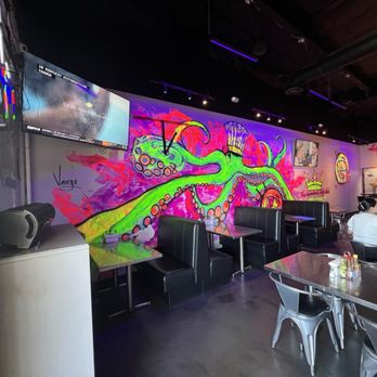 Culichis Urban Kitchen - 5/17/24 Cool decor - Sushi Bars Near Me - Gilroy, California