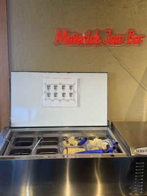 Maverick Biscuit by null