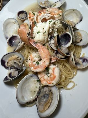 Arturo's Restaurant by null