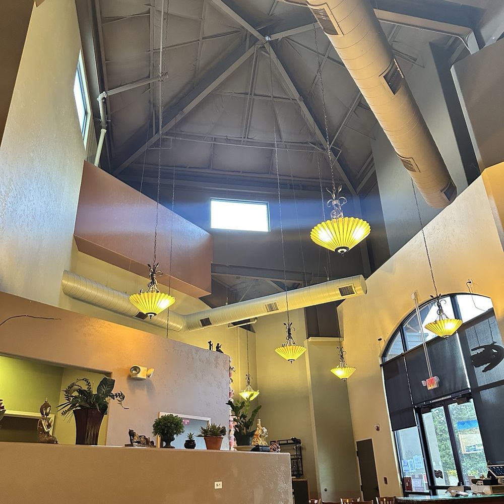 Coconut Cafe - Laotian Near Me - Merced, California