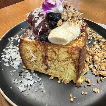 Guieb Cafe - Açaí French toast - New American Near Me - Honolulu, Hawaii Guieb Cafe - Açaí French toast - New American Near Me - Honolulu, Hawaii