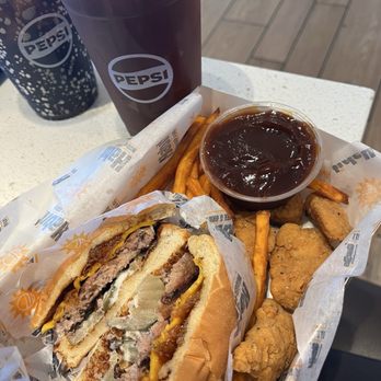 Habit Burger & Grill - Bbq trio box - Burgers Near Me - Palmdale, California