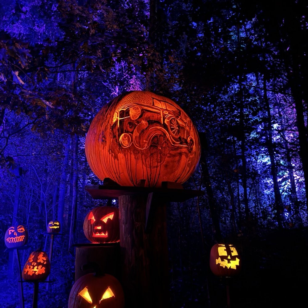 Jack-O-Lantern Spectacular - Zoos Near Me - Apple Valley, Minnesota Jack-O-Lantern Spectacular - Zoos Near Me - Apple Valley, Minnesota