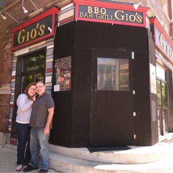 Gio's Bar & Grill - Sports Bars Near Me - Chicago, Illinois Gio's Bar & Grill - Sports Bars Near Me - Chicago, Illinois