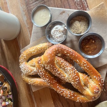 Tavern Hall - Two Pretzels - New American Near Me - Bellevue, Washington Tavern Hall - Two Pretzels - New American Near Me - Bellevue, Washington