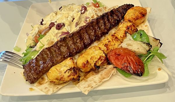 Shekarchi Kabob by null