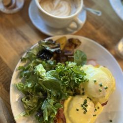 Haven Cafe & Bakery - Eggs Benedict