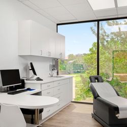 Pediatric Dermatology of Kansas City - Comfortable exam rooms with lots of natural lighting ...