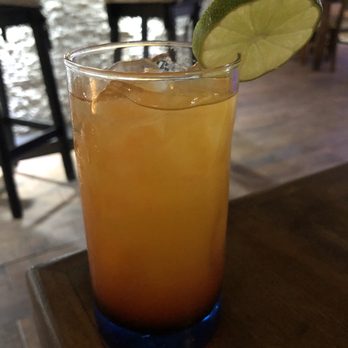 Il Golfo Di Napoli - Mocktail with peach juice - Italian Near Me - Cancún, ROO