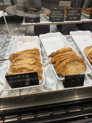 Gilbert’s Food Bar by null