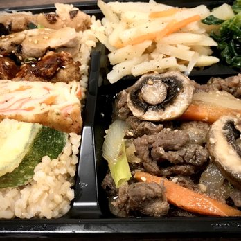 Aloha Sushi - Beef vegetables and Teri chicken - Sushi Bars Near Me - Honolulu, Hawaii