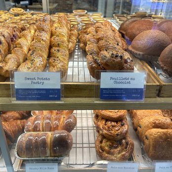 Paris Baguette - Pastries - Desserts Near Me - Mesa, Arizona
