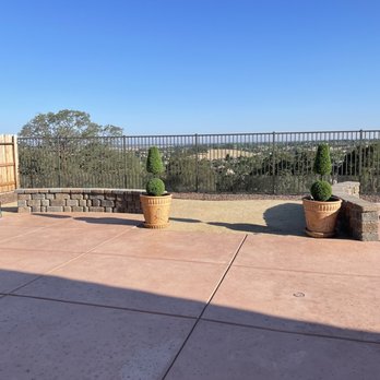 Tellez Landscapes - Seating walls Decomposed Granite area multi color borders - Landscaping Near Me