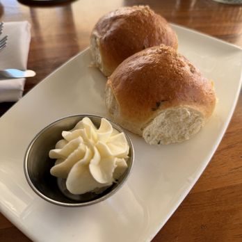The Plantation House - Free Bread rolls - amazing - Hawaiian Near Me - Lahaina, Hawaii The Plantation House - Free Bread rolls - amazing - Hawaiian Near Me - Lahaina, Hawaii