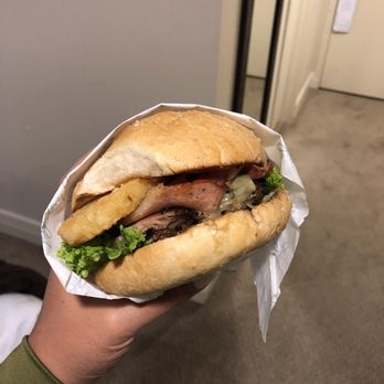 Fergburger - Burgers Near Me - Queenstown, OTA