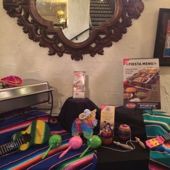 El Fenix - Mexican Near Me - Irving, Texas