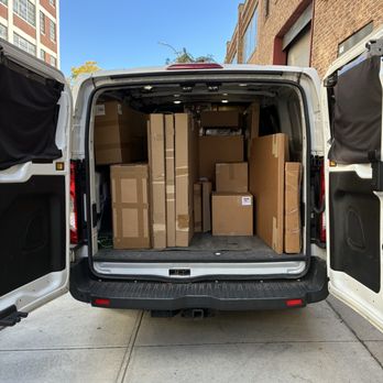 English Man With a Van - Art delivery - Movers Near Me - Brooklyn, New York English Man With a Van - Art delivery - Movers Near Me - Brooklyn, New York