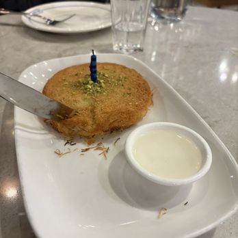 East Tea Can - dessert - Middle Eastern Near Me - Mississauga, Ontario
