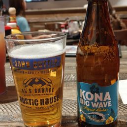 Kona big wave beer