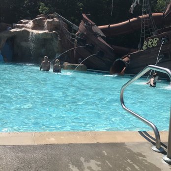 Moose Hillock Camping Resort - Pirate ship pool with water slides - Campgrounds Near Me - Warren, New Hampshire Moose Hillock Camping Resort - Pirate ship pool with water slides - Campgrounds Near Me - Warren, New Hampshire