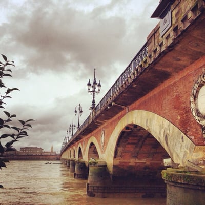 Pont de Pierre by null