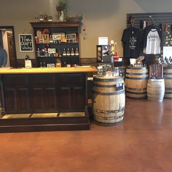 Fernweh Distilling Co. - Craft whisky to purchase - Distilleries Near Me - Hermann, Missouri Fernweh Distilling Co. - Craft whisky to purchase - Distilleries Near Me - Hermann, Missouri
