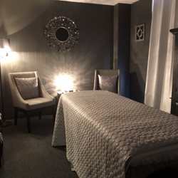 Studio Topaz - New location!