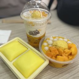 Mango Pancake