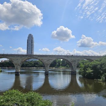 Hennepin Bluffs Park - View of Stone Arch Bridge - Parks Near Me - Minneapolis, Minnesota
