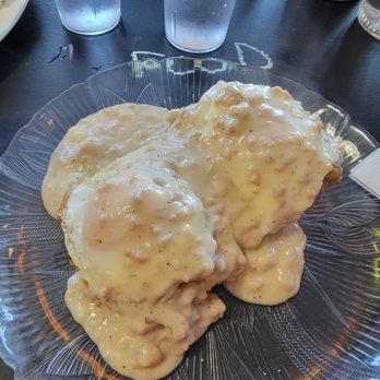 Chalkboard Cafe - Redneck Benedict - Breakfast & Brunch Near Me - Seaside, Oregon