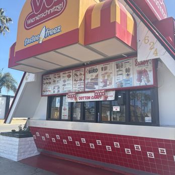Wienerschnitzel - Fast Food Near Me - Oceanside, California