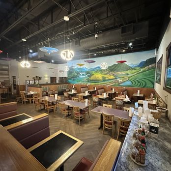Bimi Thai - Seating - Thai Near Me - Hastings, Minnesota
