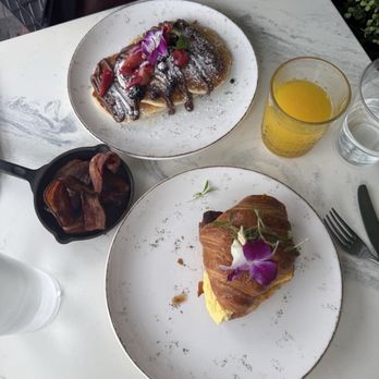 Sunny Side Cafe & Eatery - Breakfast & Brunch Near Me - Miami Beach, Florida Sunny Side Cafe & Eatery - Breakfast & Brunch Near Me - Miami Beach, Florida