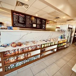 Paulie's Poboys