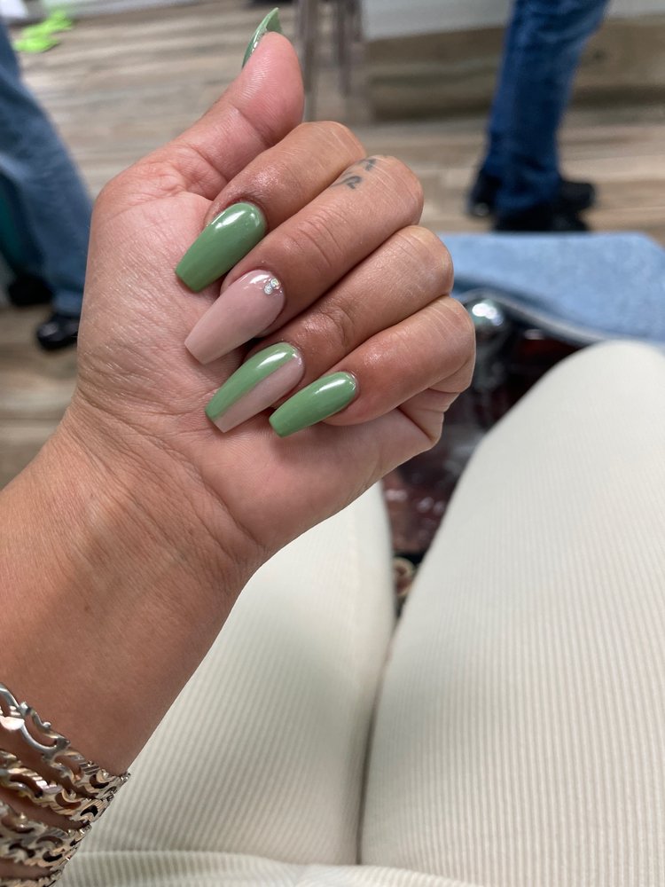 ELITE NAIL AND TAN 17 Photos & 27 Reviews 5145 Chambers Rd, Denver