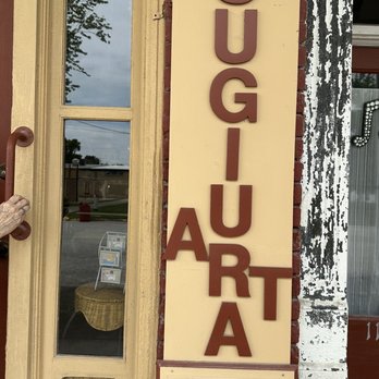 Greenup - Antique store - Greenup, Illinois