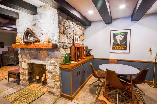 Rainbow Lodge by null